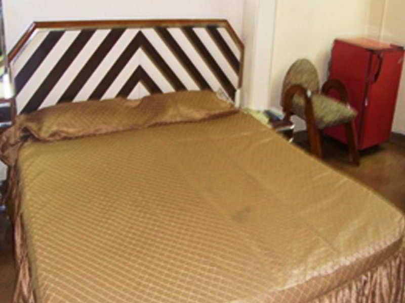 Grant Hotel Mumbai  Buitenkant foto